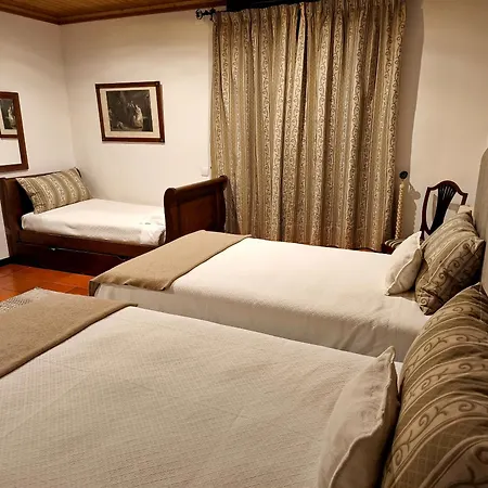 Casa De Santa Ana Da Beira Bed & Breakfast Seia