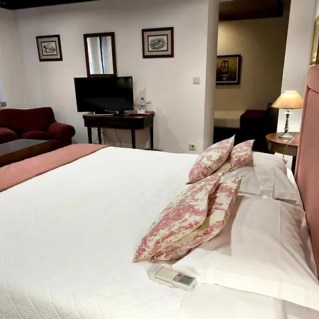 卡萨圣安娜达贝拉住宿加早餐旅馆 住宿加早餐酒店 3*