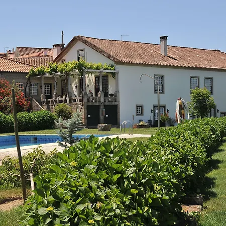 Casa De Santa Ana Da Beira Bed & Breakfast