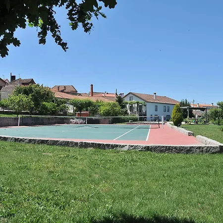 Casa De Santa Ana Da Beira Bed & Breakfast