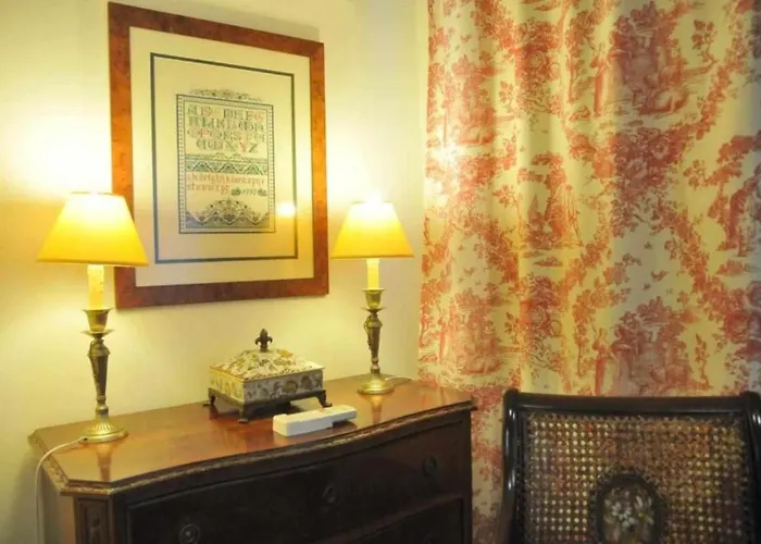 Casa De Santa Ana Da Beira Bed and Breakfast 3*