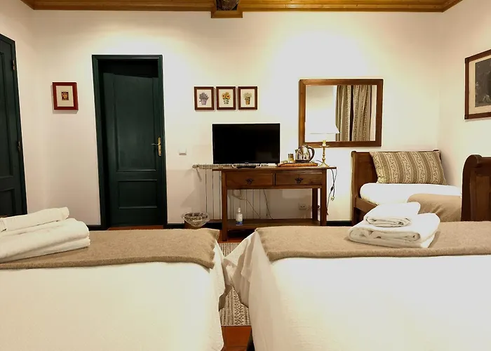 Casa De Santa Ana Da Beira 3*