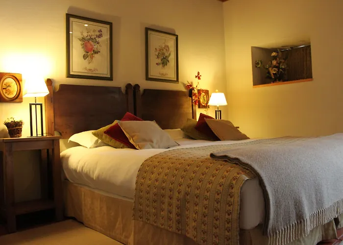 Casa De Santa Ana Da Beira Bed and Breakfast 3*